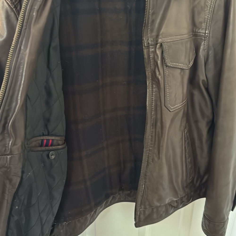 Men’s Leather Jacket - Picture 8 of 8